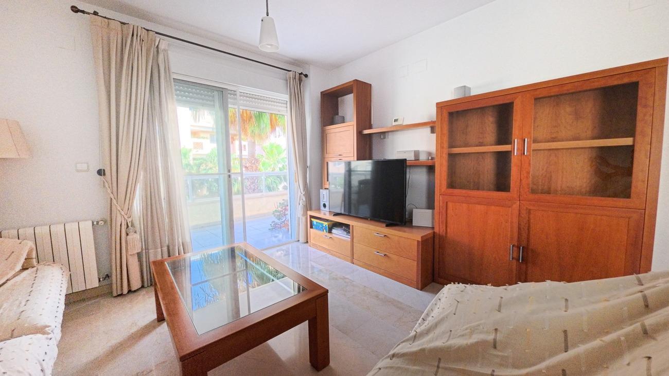 Nice south facing corner apartment with big terrace