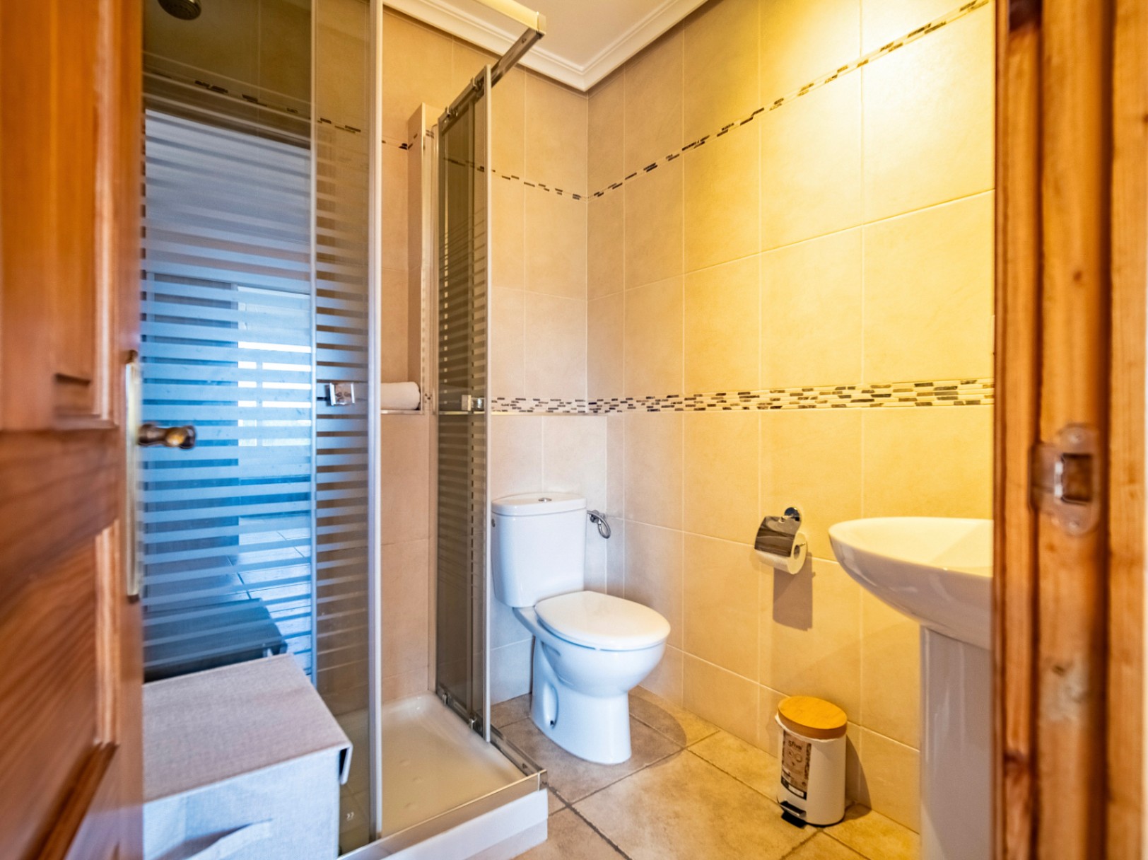 MAGNIFICENT AND SPACIOUS VILLA WITH IMPRESSIVE VIEWS OF THE SEA AND MOUNTAINS IN CALPE