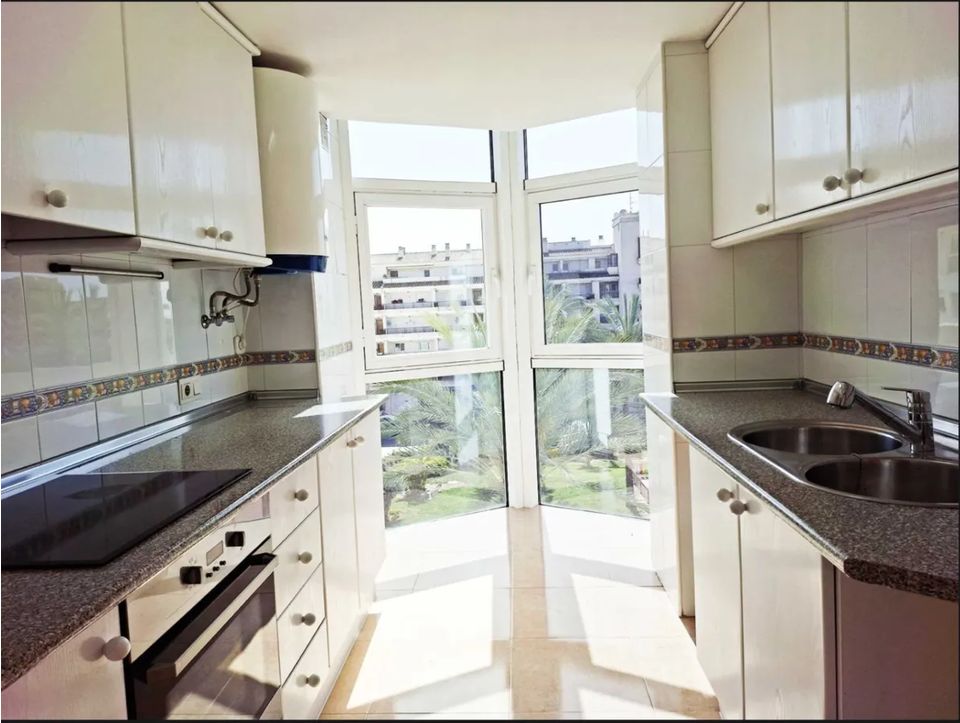Spacious and bright apartment in Altea – close to the promenade