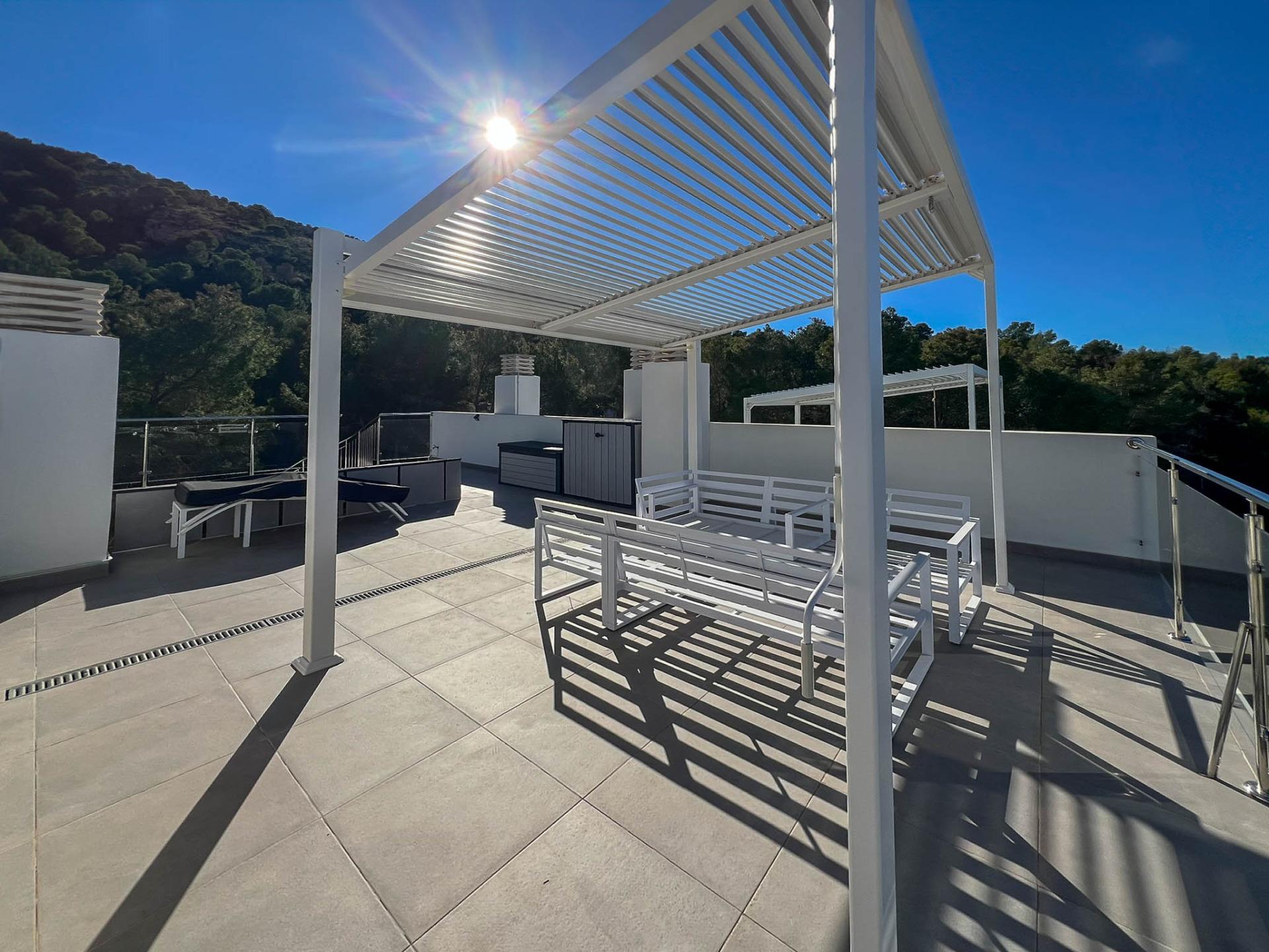 Fantastic modern house with nice views