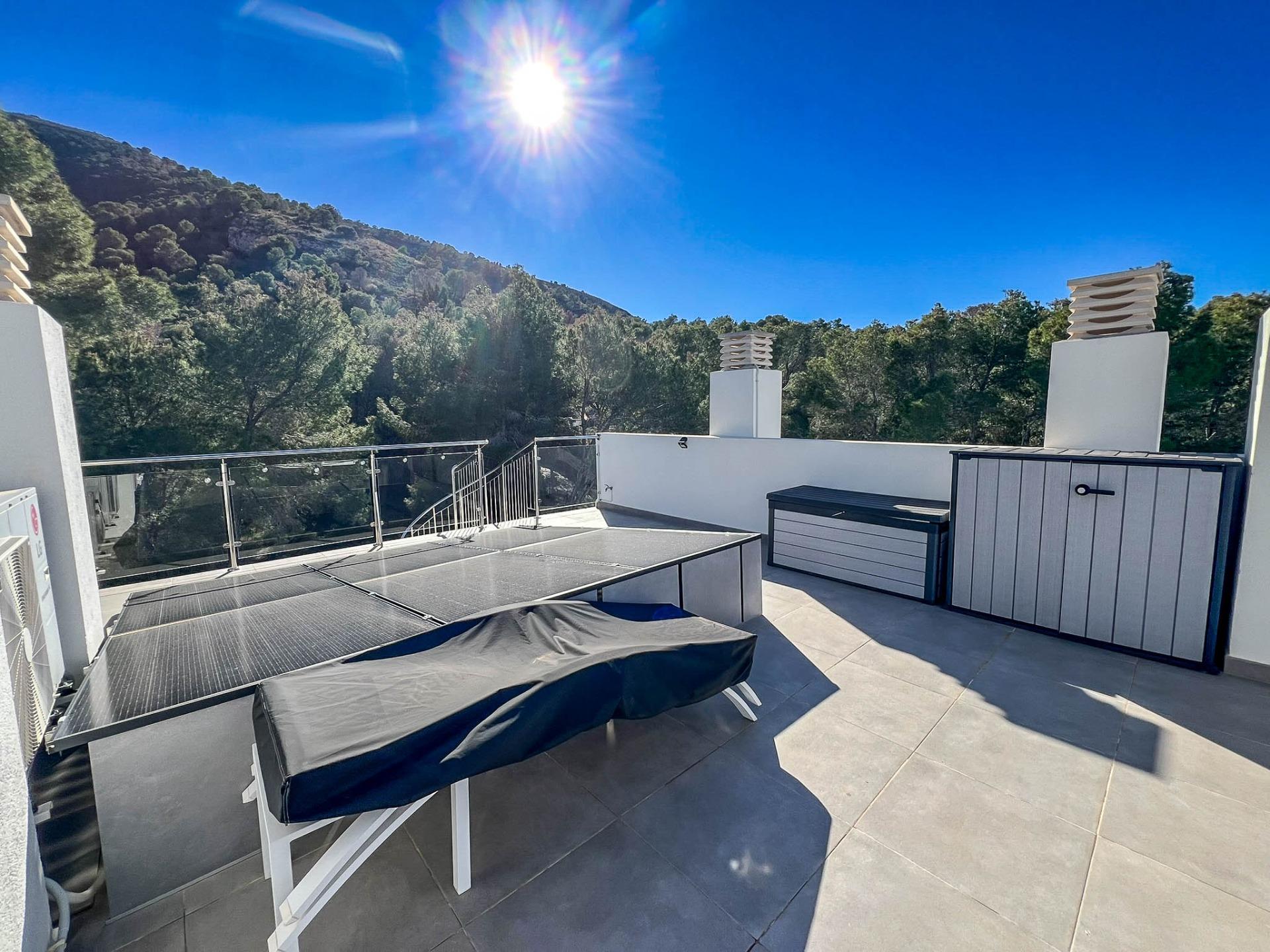 Fantastic modern house with nice views