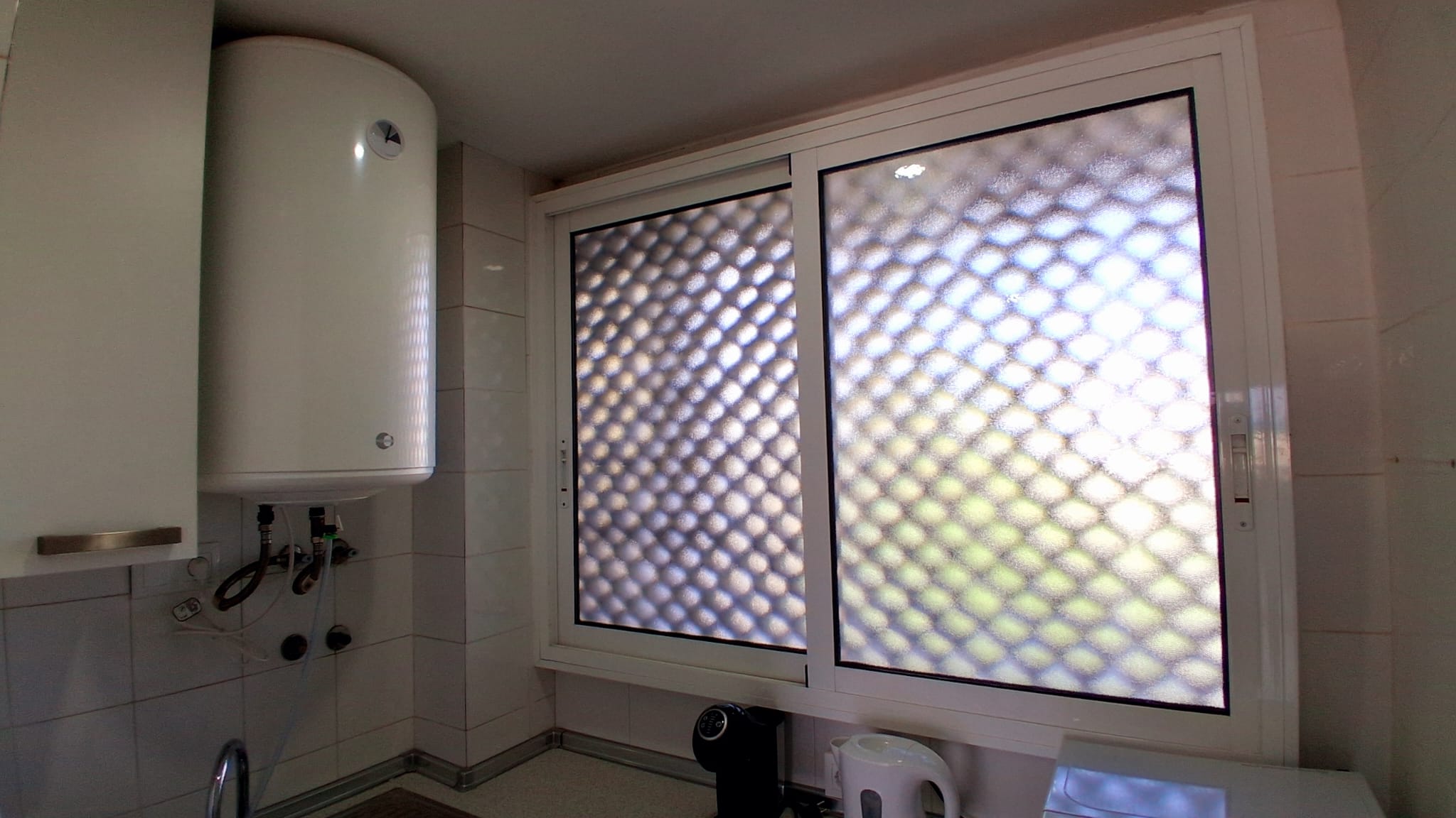 Apartment in the center of Albir with sea views.
