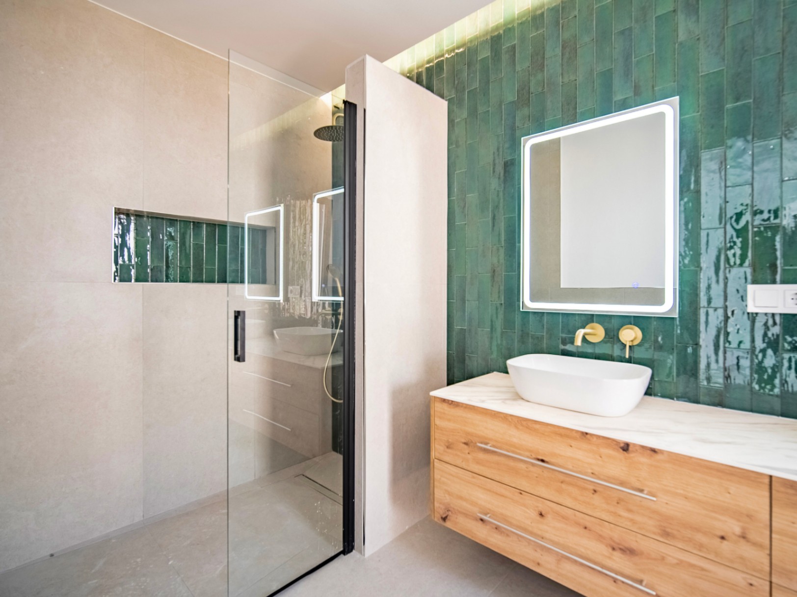 NEW LUXURY VILLA IN RACO DEL GALENO