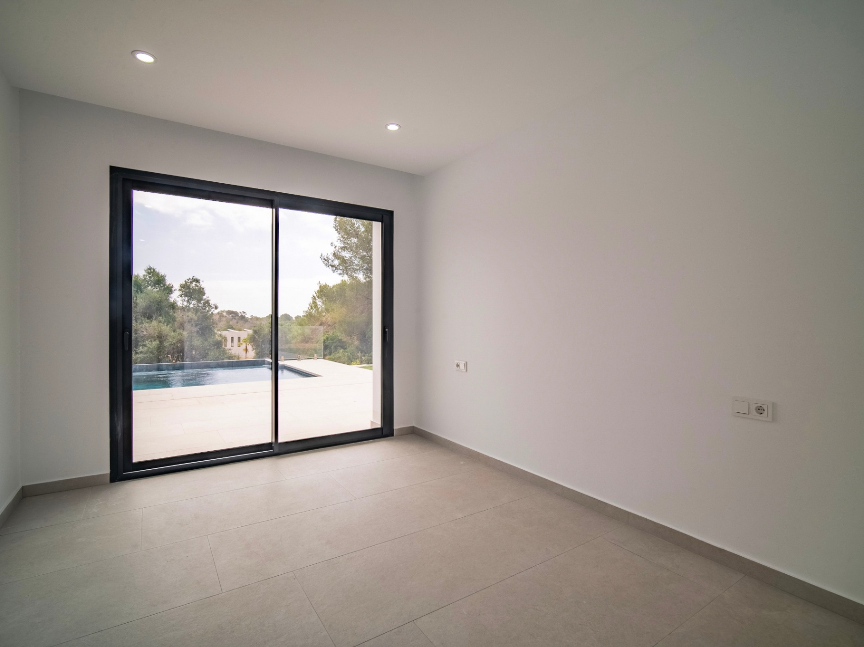 NEW LUXURY VILLA IN RACO DEL GALENO