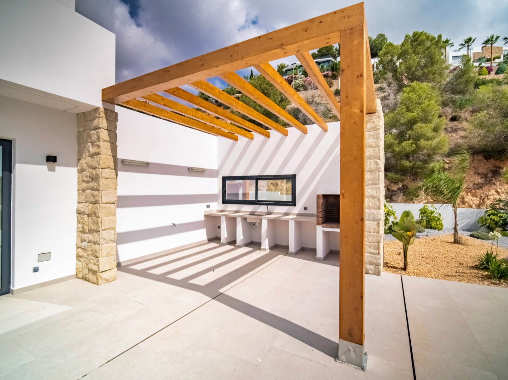 NEW LUXURY VILLA IN RACO DEL GALENO