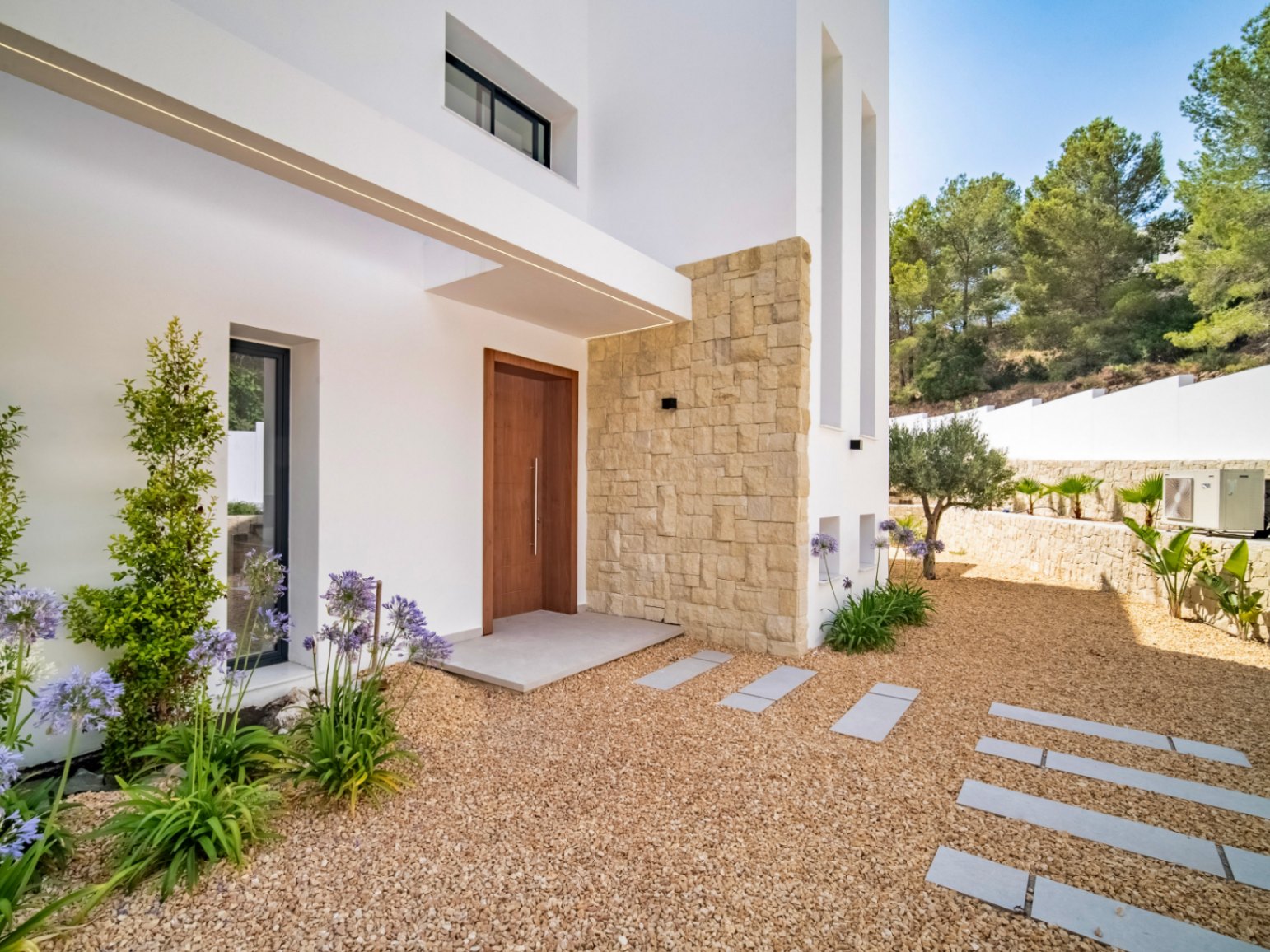 NEW LUXURY VILLA IN RACO DEL GALENO