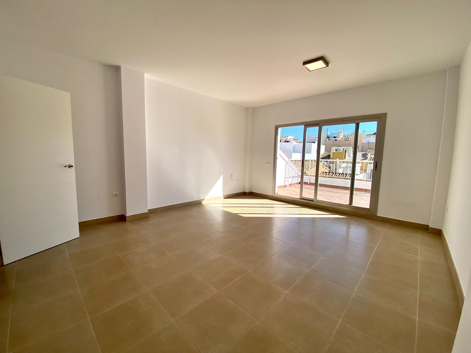 SPACIOUS APARTMENT IN THE OLD TOWN OF CALPE WITH SEA VIEWS