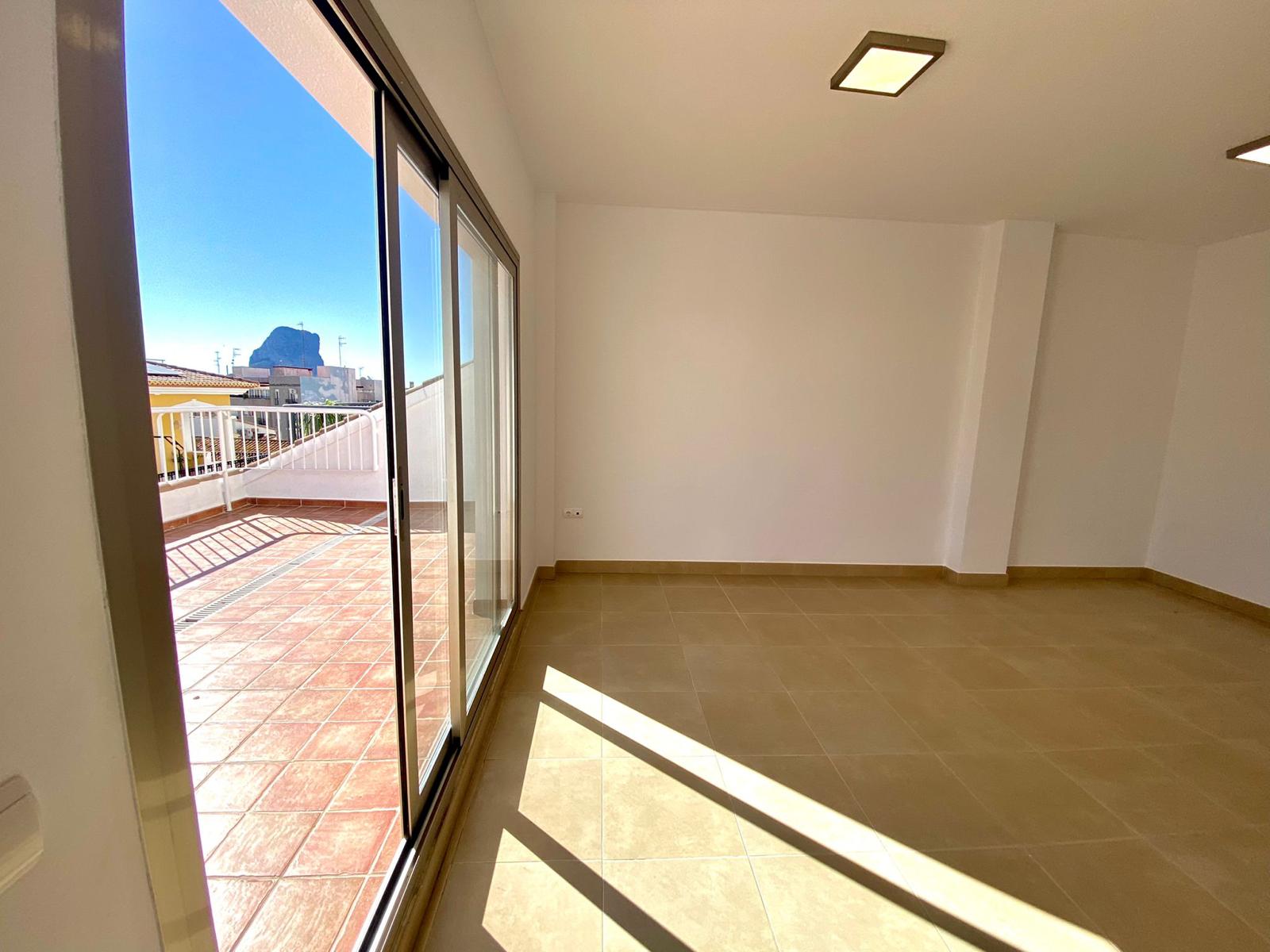 SPACIOUS APARTMENT IN THE OLD TOWN OF CALPE WITH SEA VIEWS