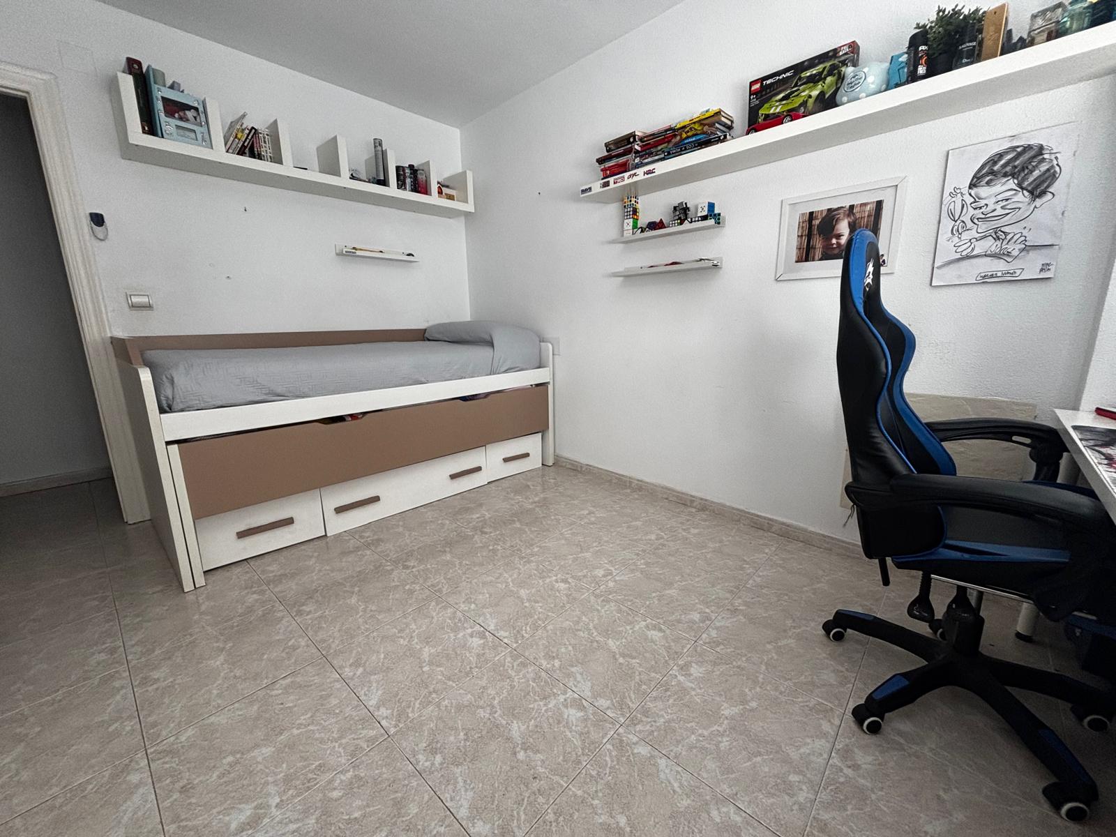 Spacious apartment in Altea, next to the promenade.