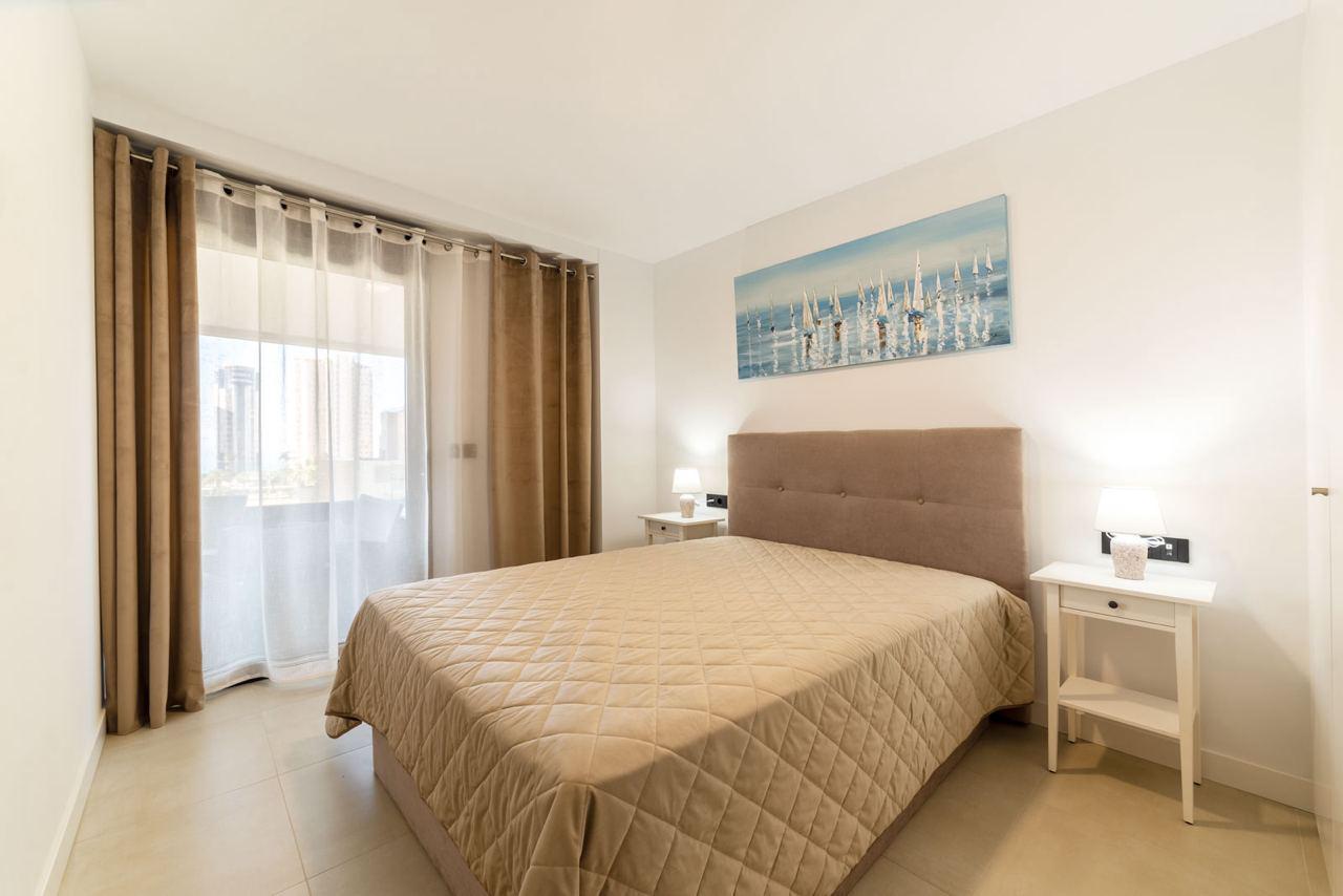 BEAUTIFUL APARTMENT IN CALPE WITH SEA VIEWS
