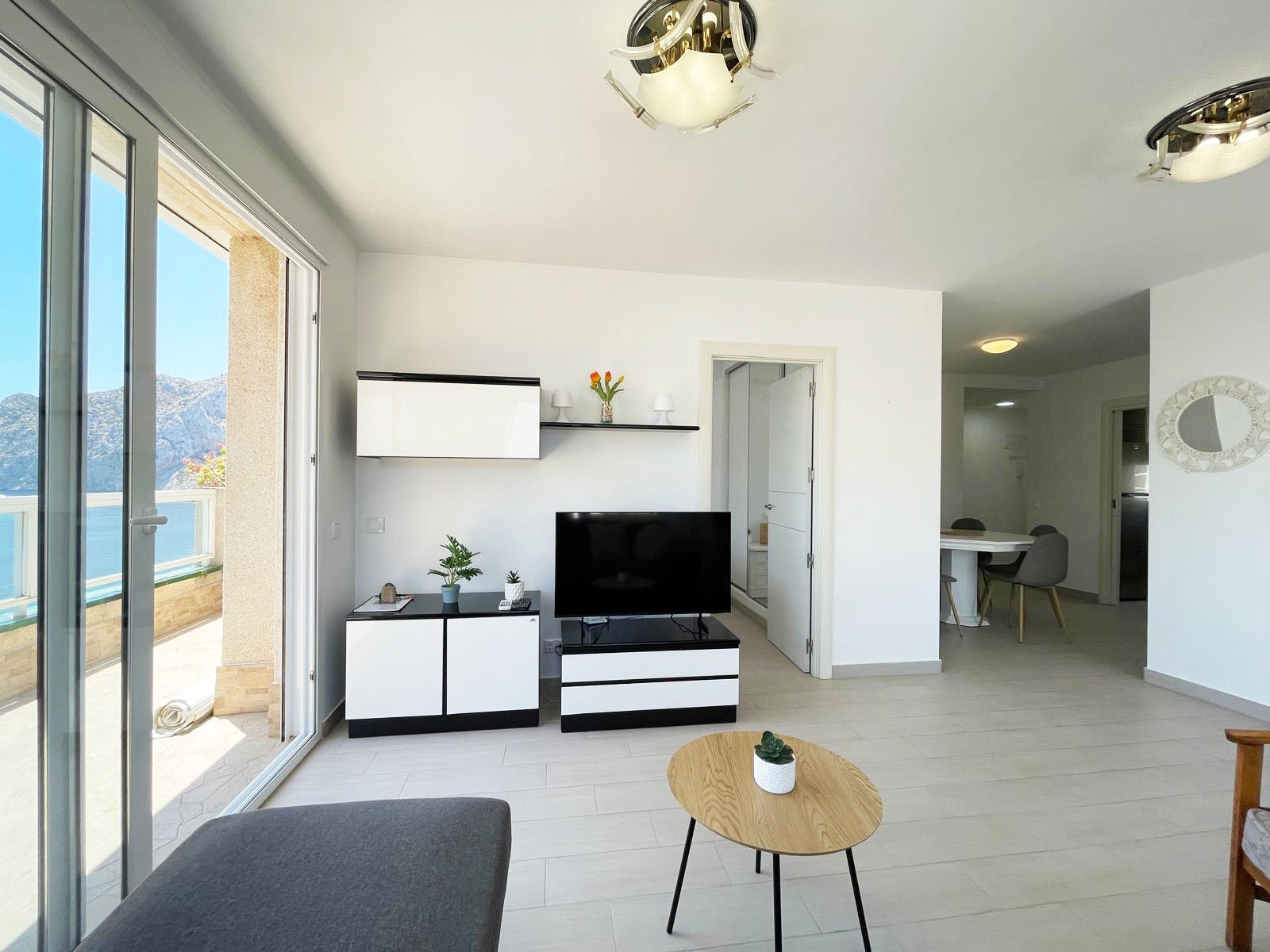 PENTHOUSE WITH IMPRESSIVE SEA AND ROCK VIEWS AND A LARGE TERRACE