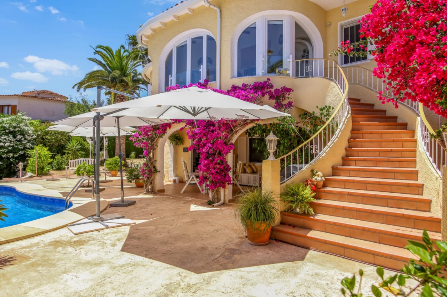 BEAUTIFUL HOUSE WITH AMAZING SEA VIEWS IN CALPE