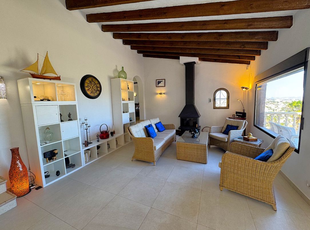 CHALET WITH MAGNIFICENT VIEWS OF THE SEA AND THE MOUNTAIN IN CALPE