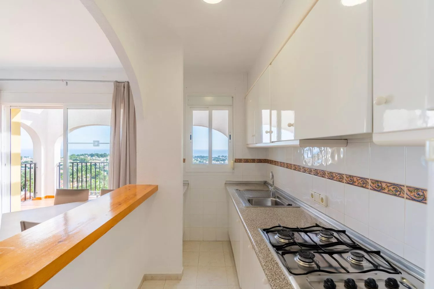BUNGALOW WITH AMAZING VIEWS