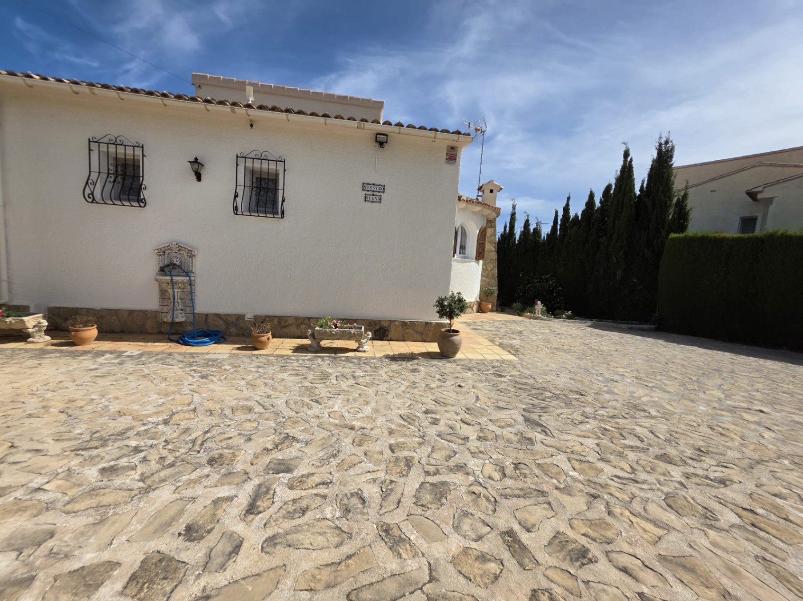 BEAUTIFUL CHALET NEAR THE BEACH IN CALPE