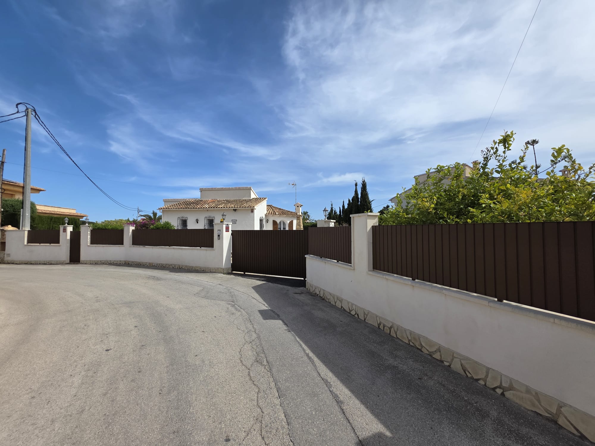 BEAUTIFUL CHALET NEAR THE BEACH IN CALPE