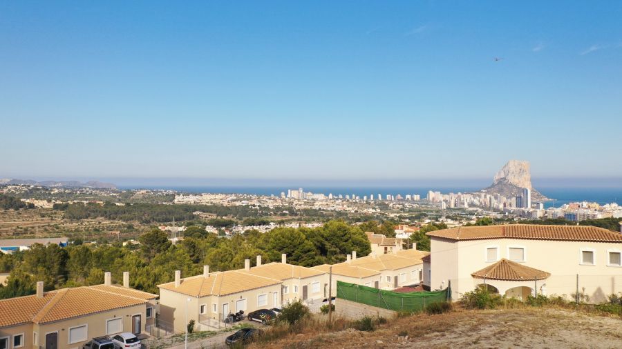 URBAN LAND OF 6000M2 WITH IMPRESSIVE VIEWS OF THE SEA AND ROCK FORMATION