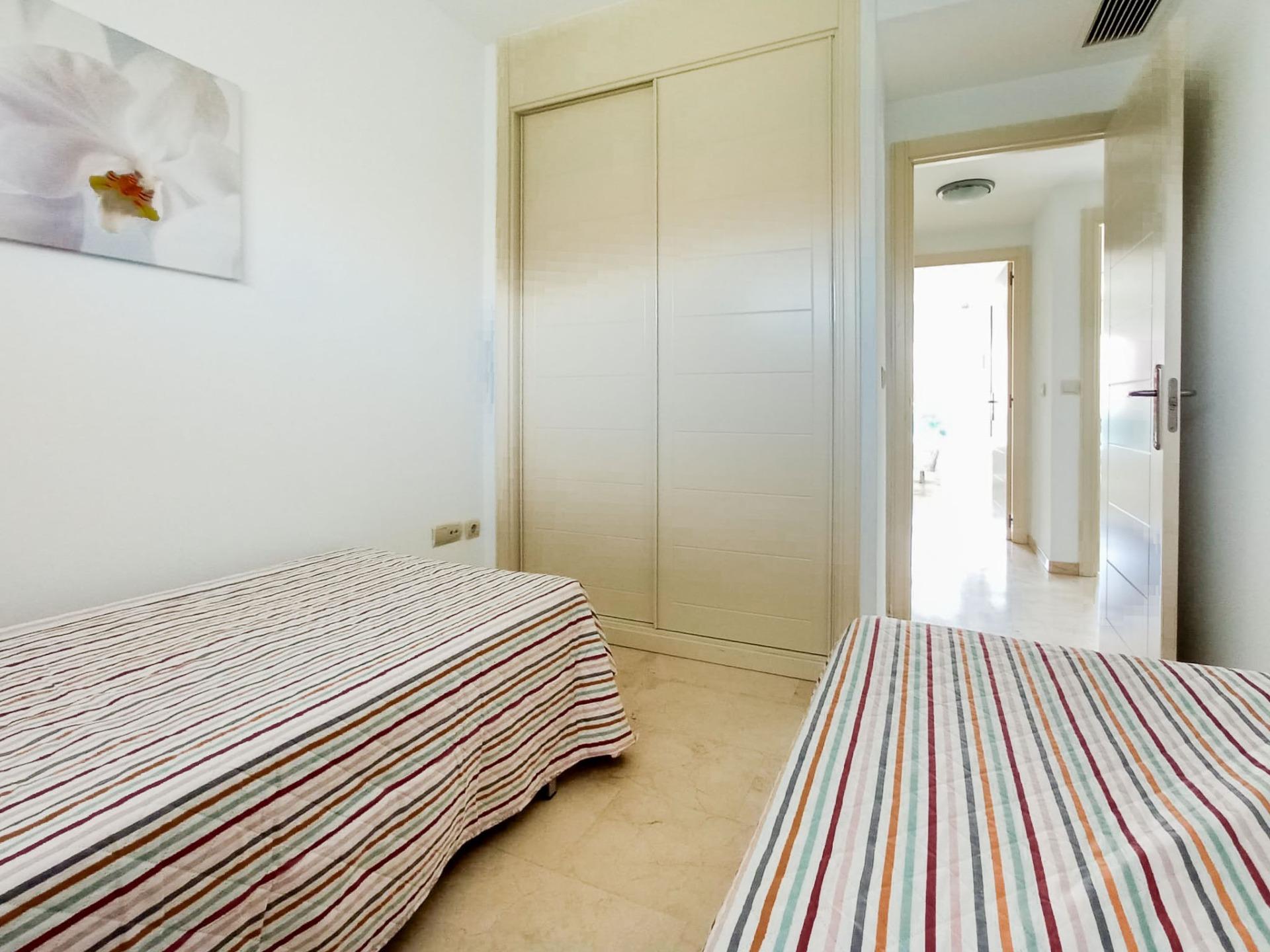 Nice corner apartment with garage