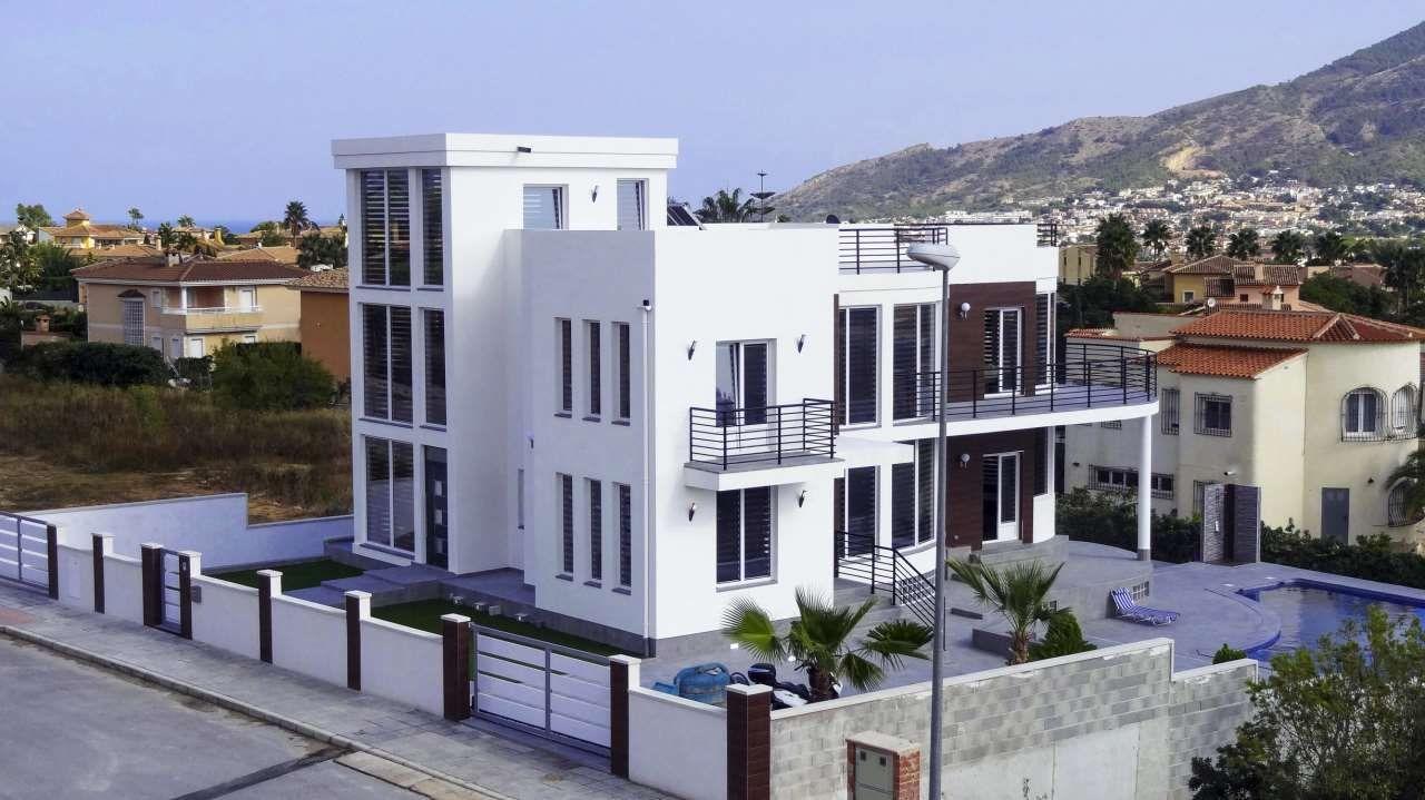 Luxury Villa for Sale in El Arabí, Alfaz del Pi with Sea Views, Spa & Private Pool