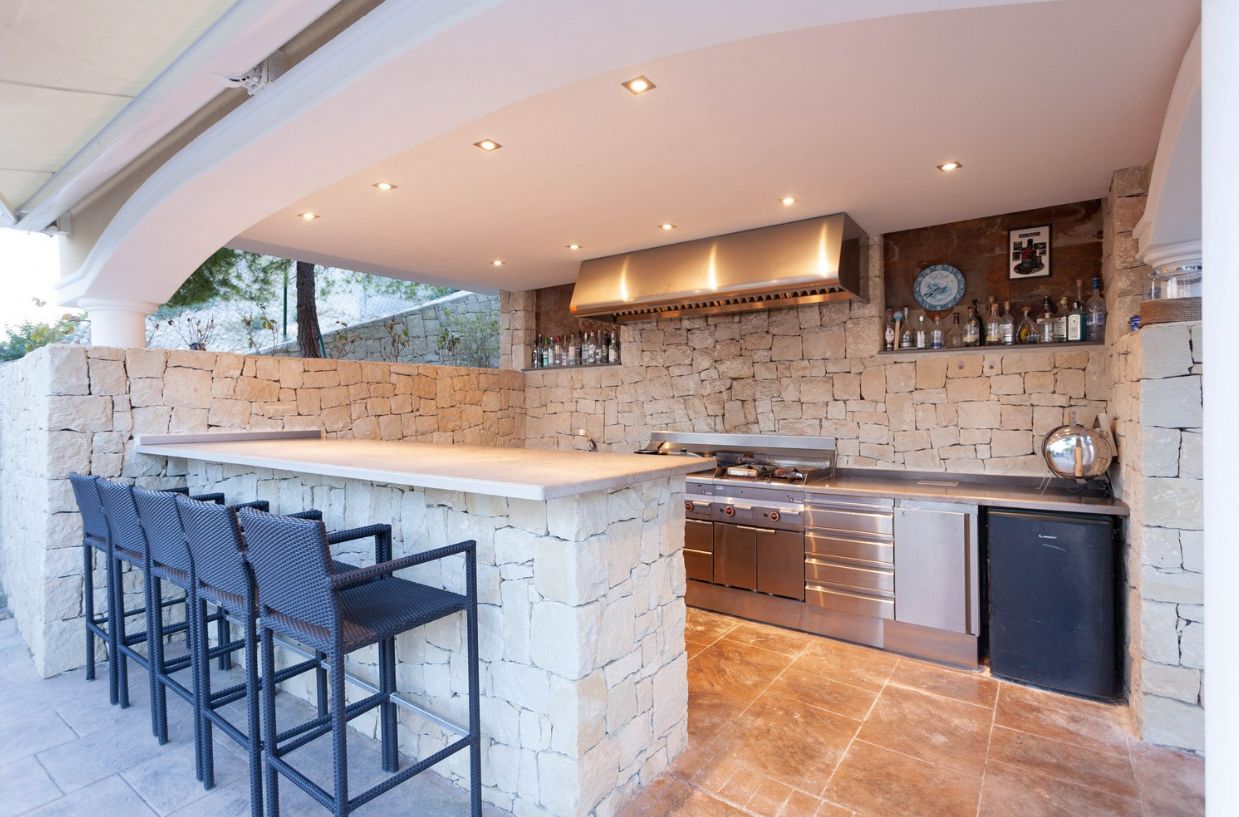 LUXURY AND UNIQUE VILLA DOROTEA IN BENISSA