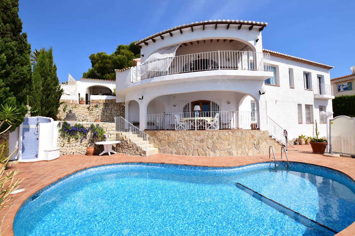 Marvellous villa with wonderful views in Benissa
