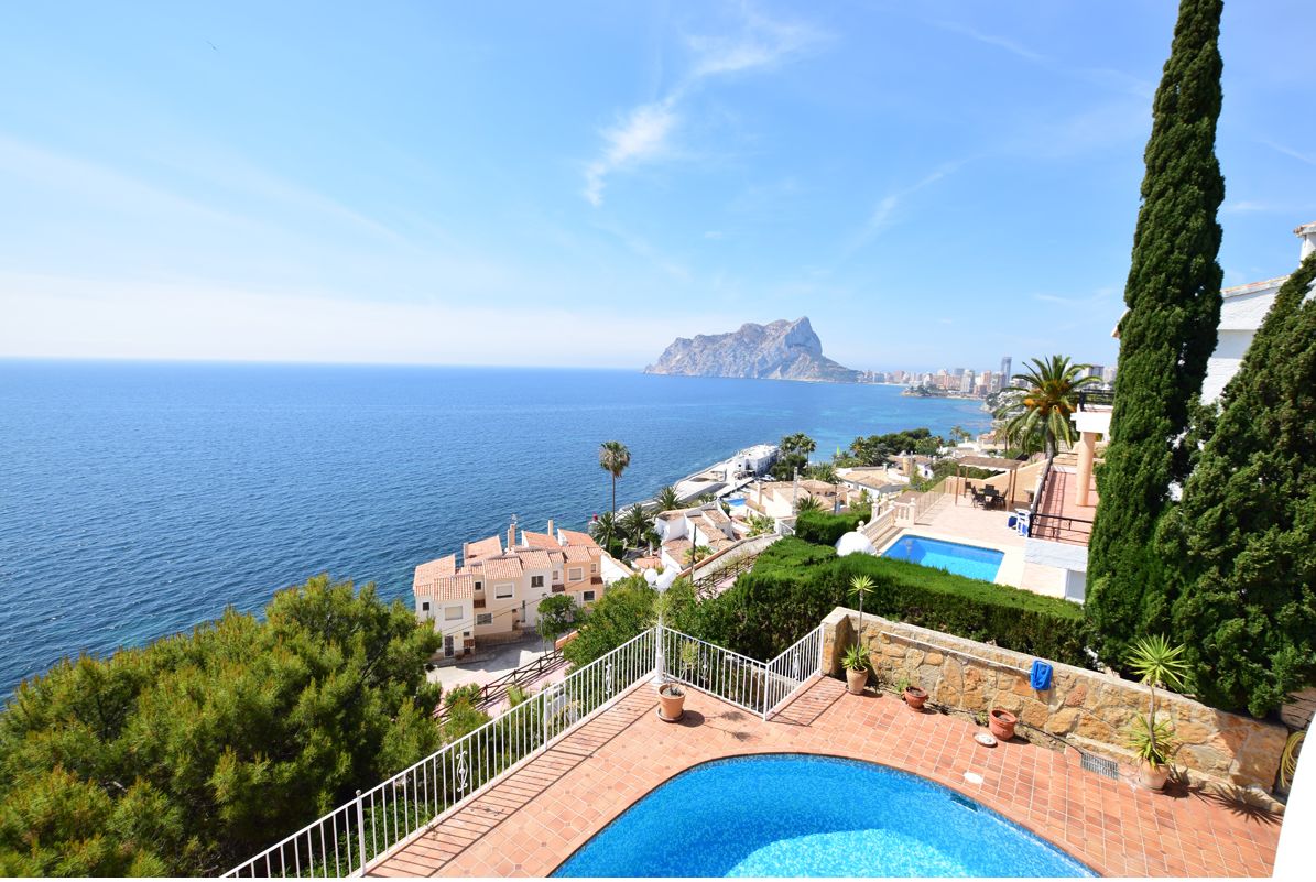 Marvellous villa with wonderful views in Benissa