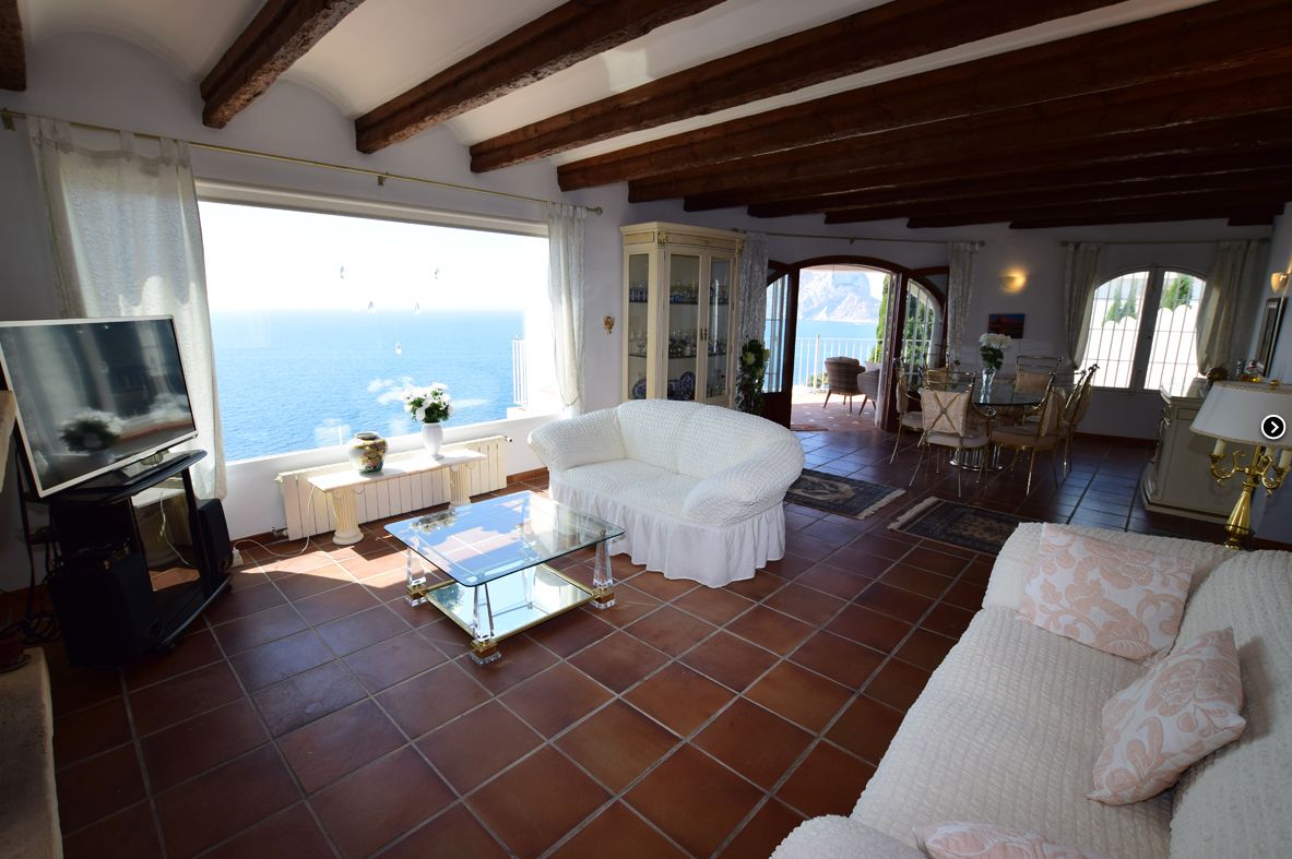 Marvellous villa with wonderful views in Benissa