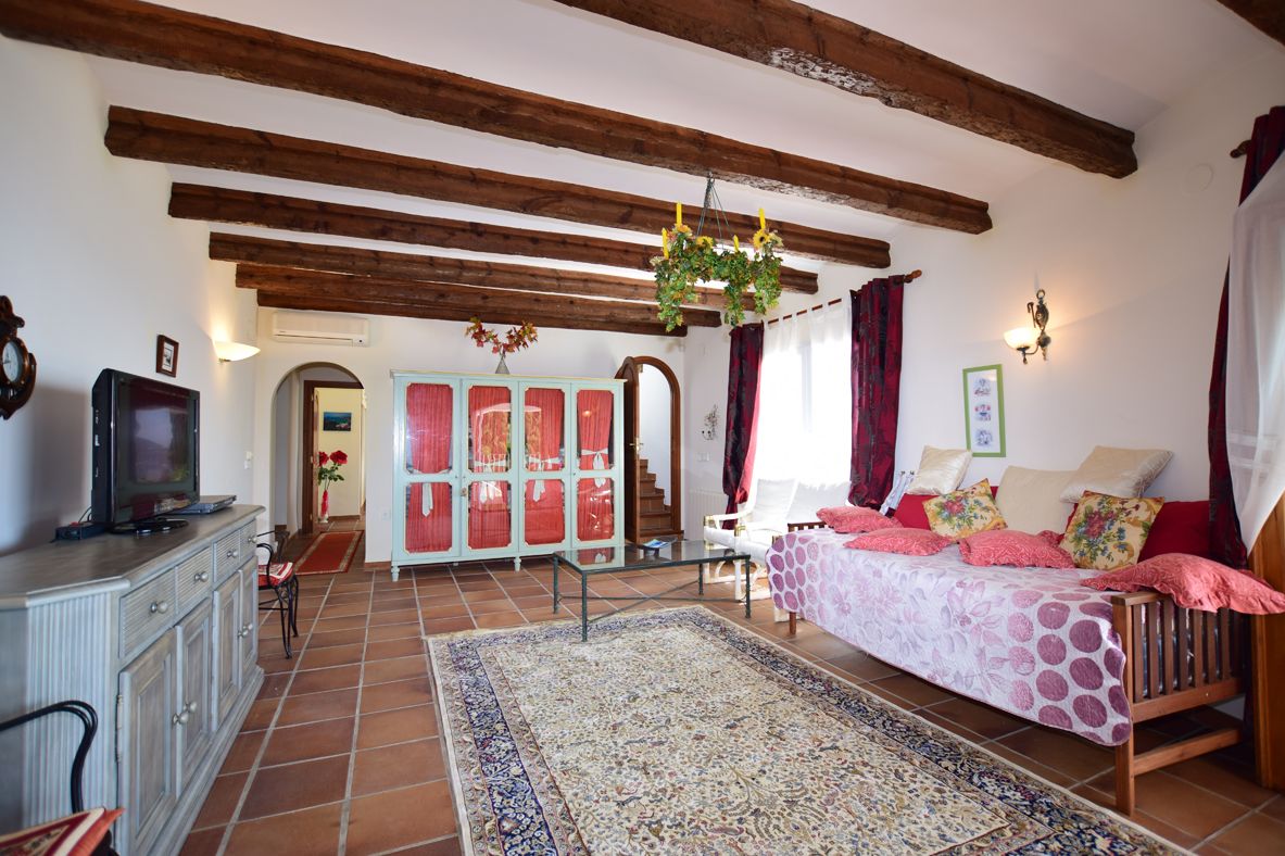 Marvellous villa with wonderful views in Benissa