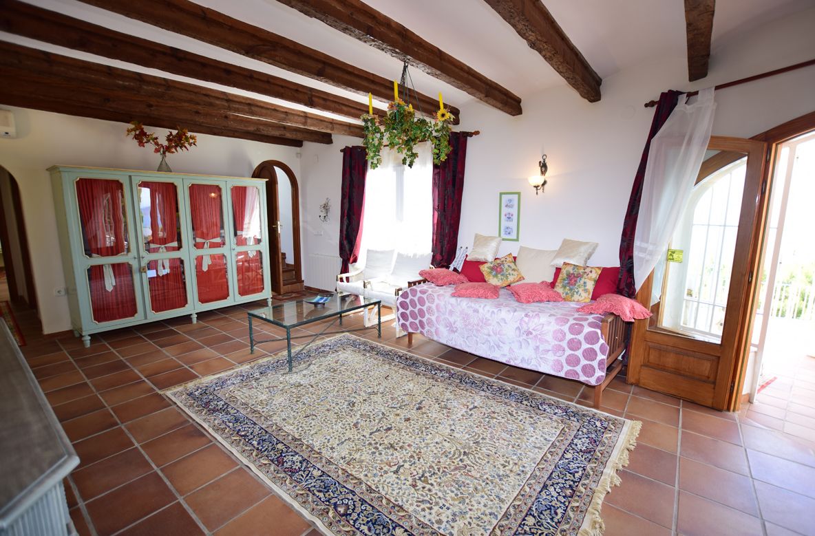 Marvellous villa with wonderful views in Benissa