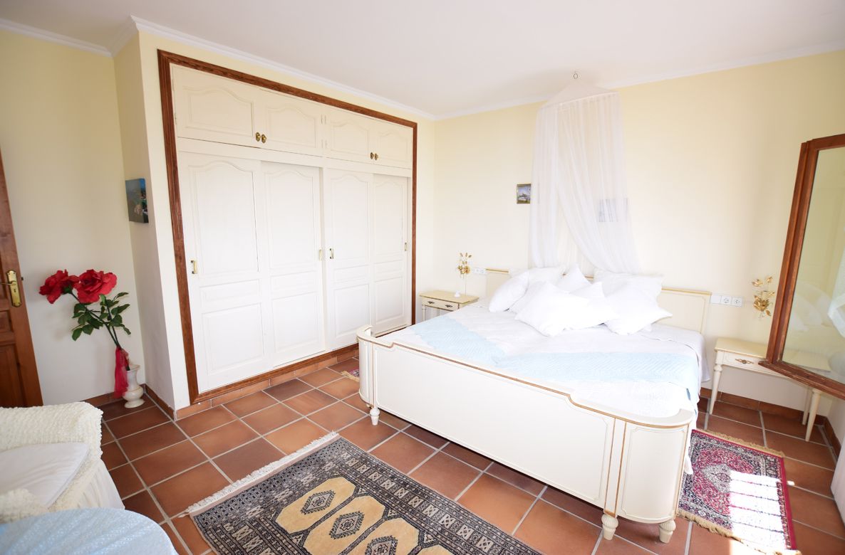 Marvellous villa with wonderful views in Benissa