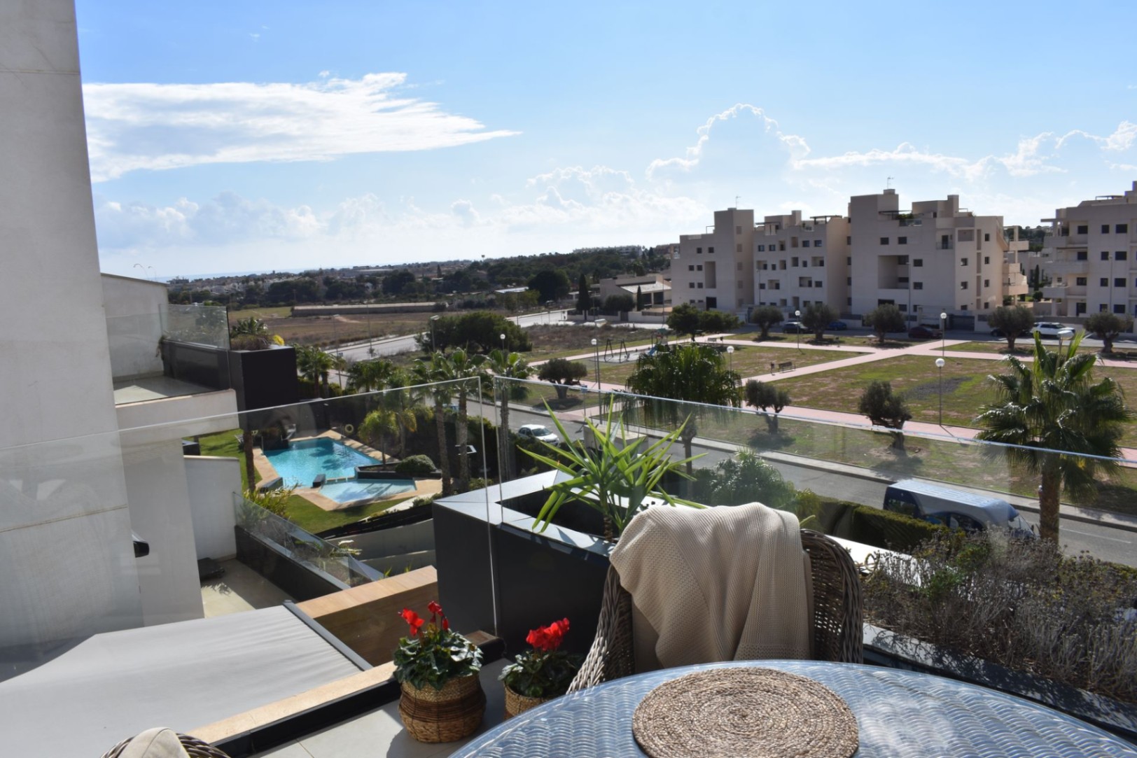 Stunning Duplex Penthouse with Sea Views in Orihuela Costa