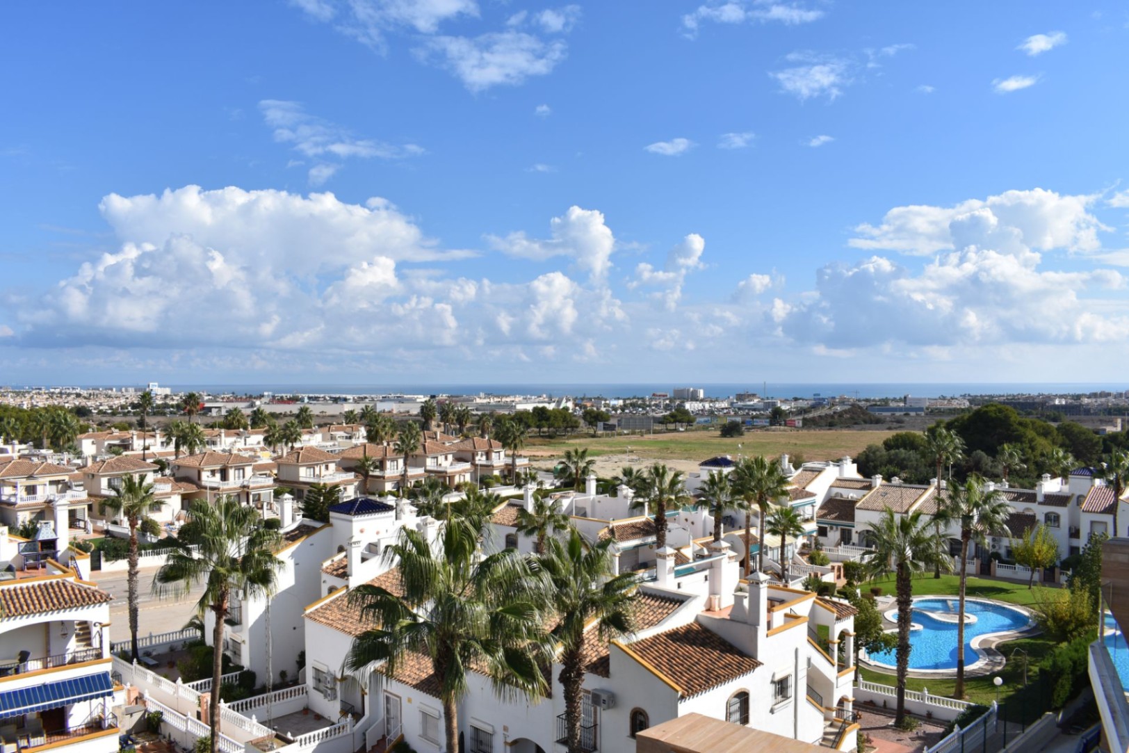 Stunning Duplex Penthouse with Sea Views in Orihuela Costa