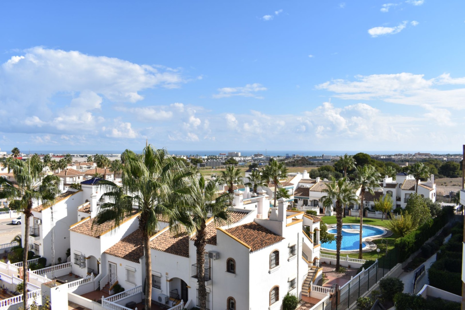 Stunning Duplex Penthouse with Sea Views in Orihuela Costa