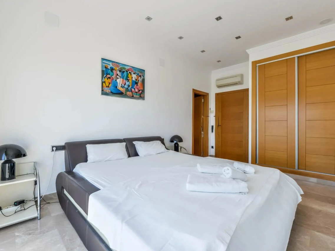 SPECTACULAR LUXURY VILLA IN BENISSA COSTA
