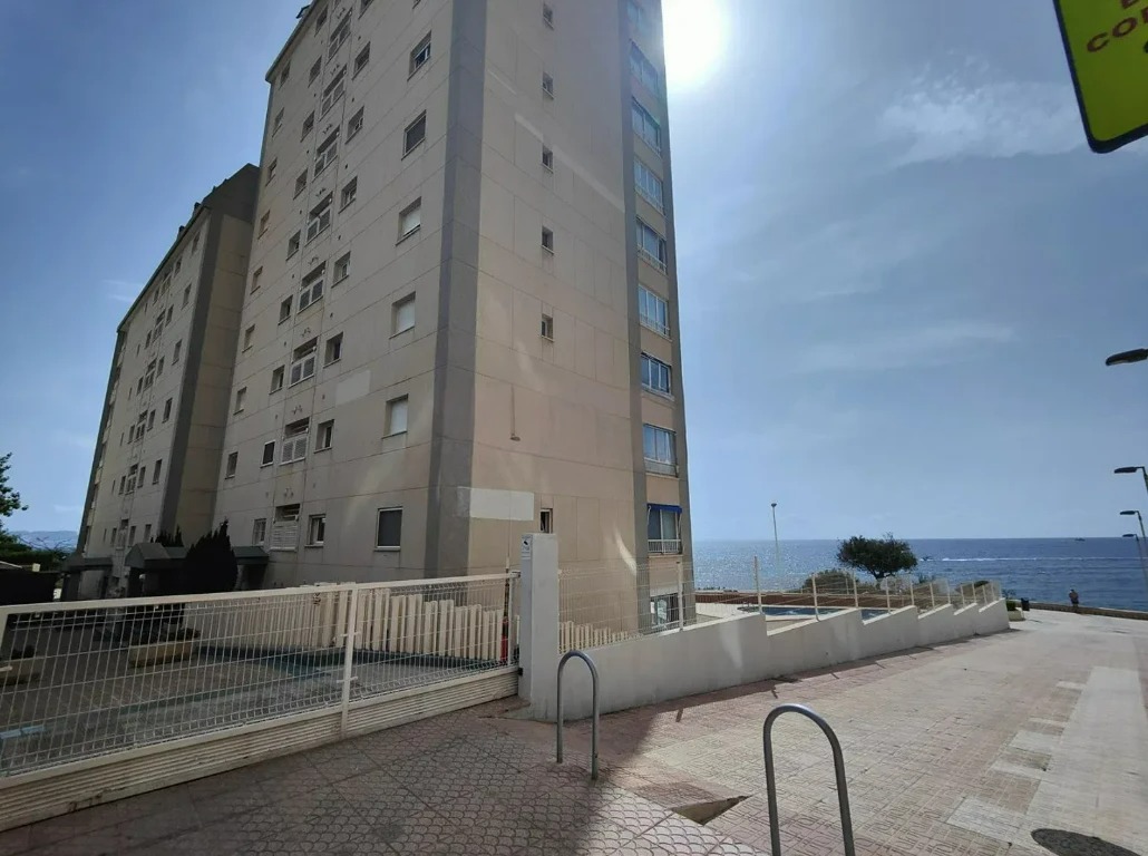 Beautiful apartment 1st line in Calpe with amazing views