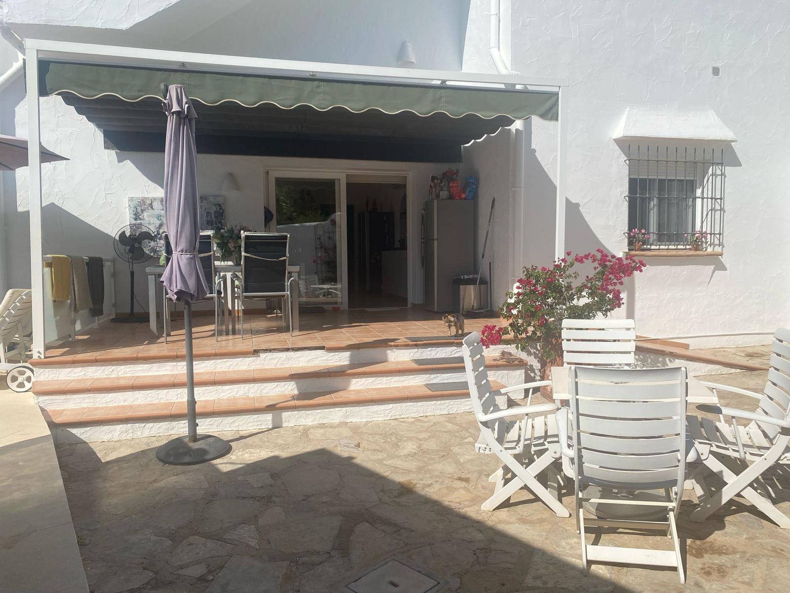FANTASTIC IBIZA STYLE VILA WITH SEA VIEWS IN THE HEART OF MORAIRA
