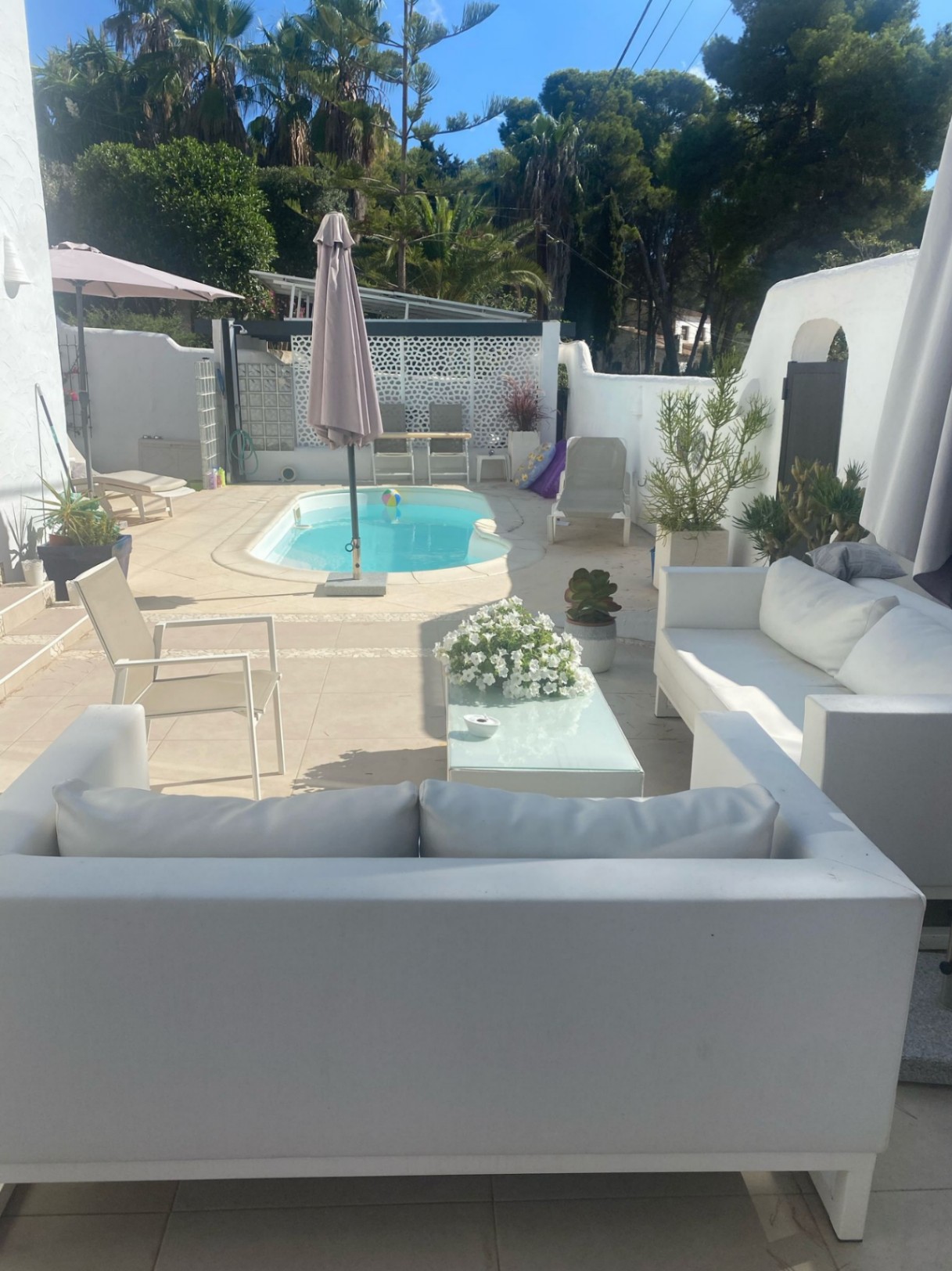FANTASTIC IBIZA STYLE VILA WITH SEA VIEWS IN THE HEART OF MORAIRA