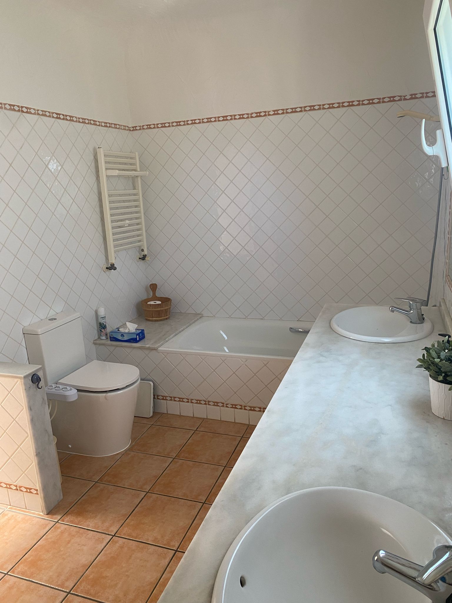 FANTASTIC IBIZA STYLE VILA WITH SEA VIEWS IN THE HEART OF MORAIRA