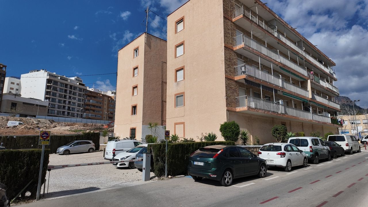Commercial premises