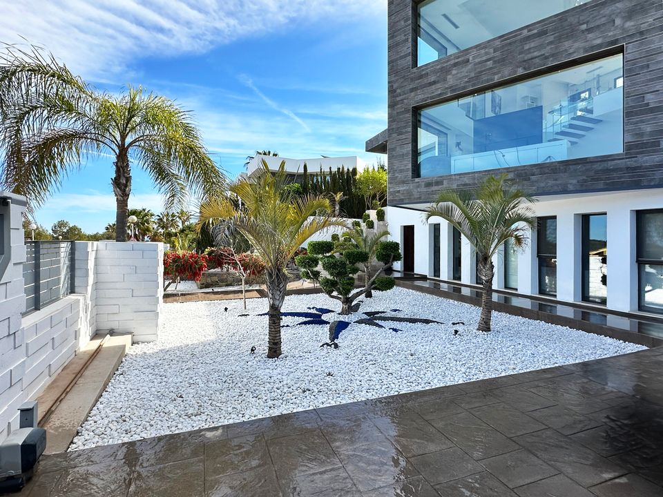 Villa in the Cansalades area of Jávea