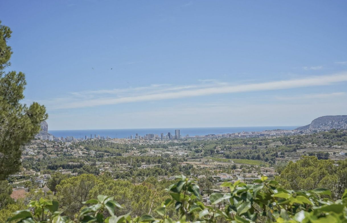 VERY NICE VILLA WITH AMAZING SEA AND MOUNTAIN VIEWS IN CALPE