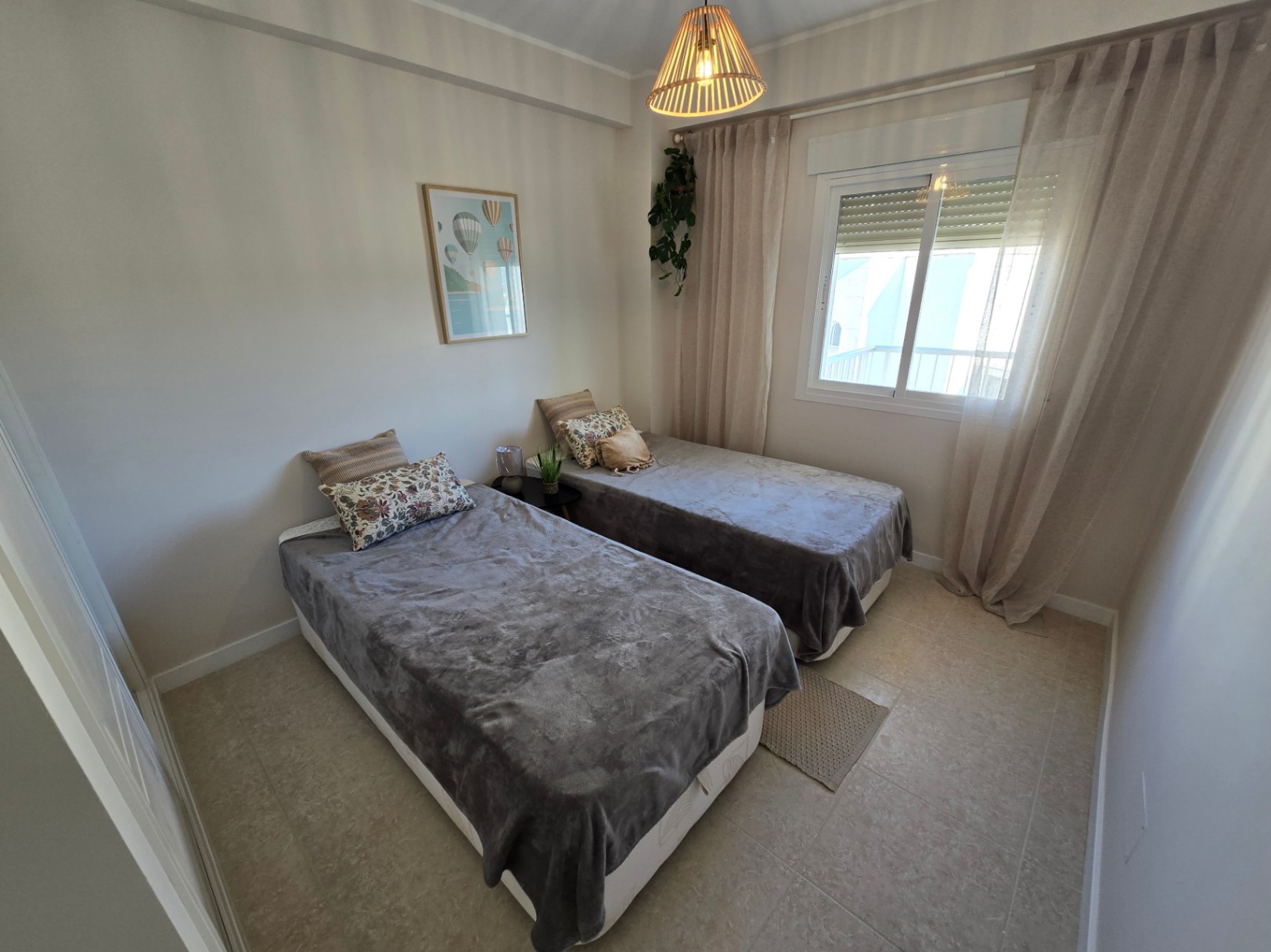 BEAUTIFUL APARTMENT WITH STUNNING SEA VIEWS IN PLAYA LA FOSA IN CALPE