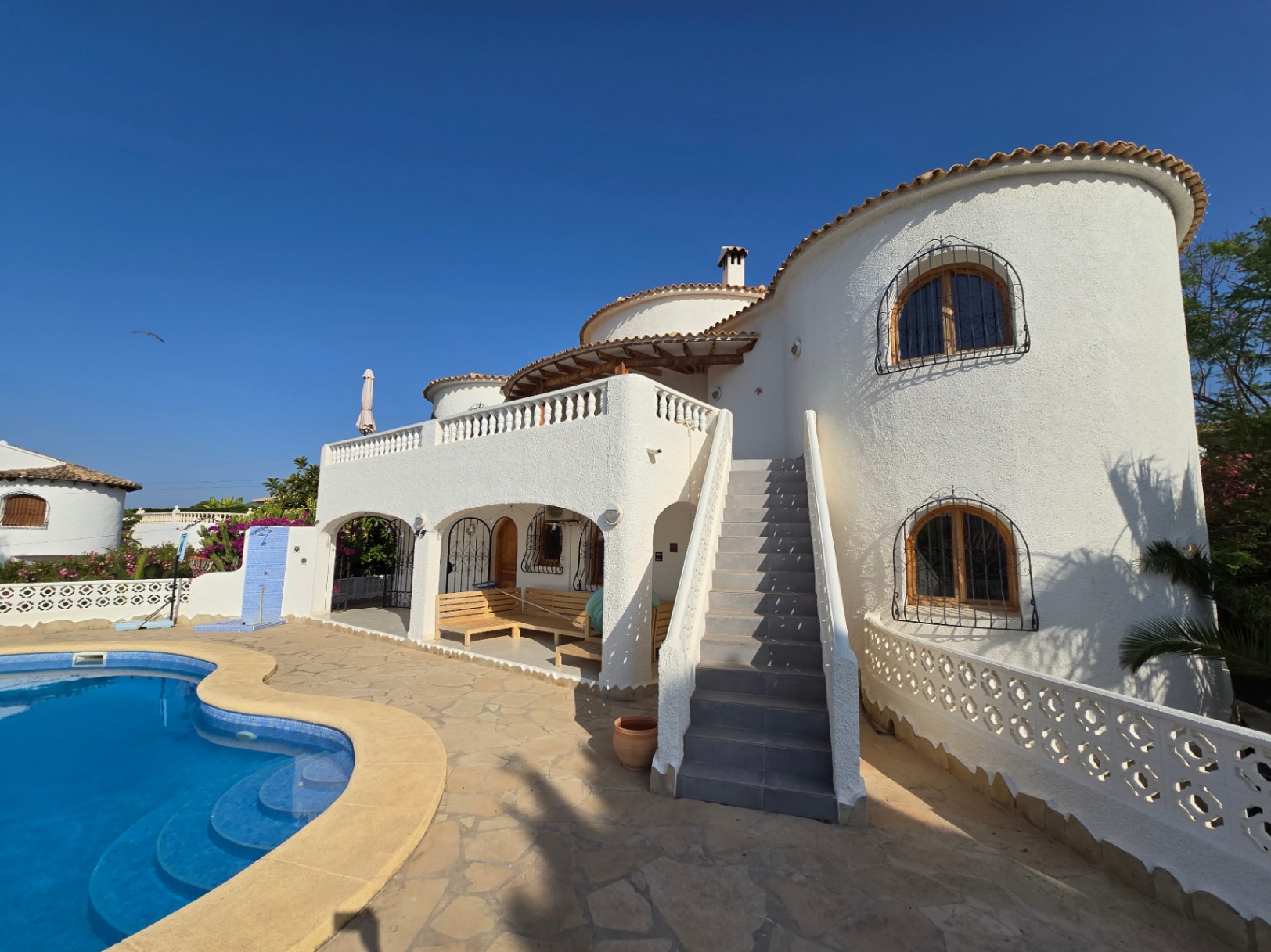 BEAUTIFUL CHALET WITH IMPRESSIVE VIEWS NEAR THE SEA IN CALPE