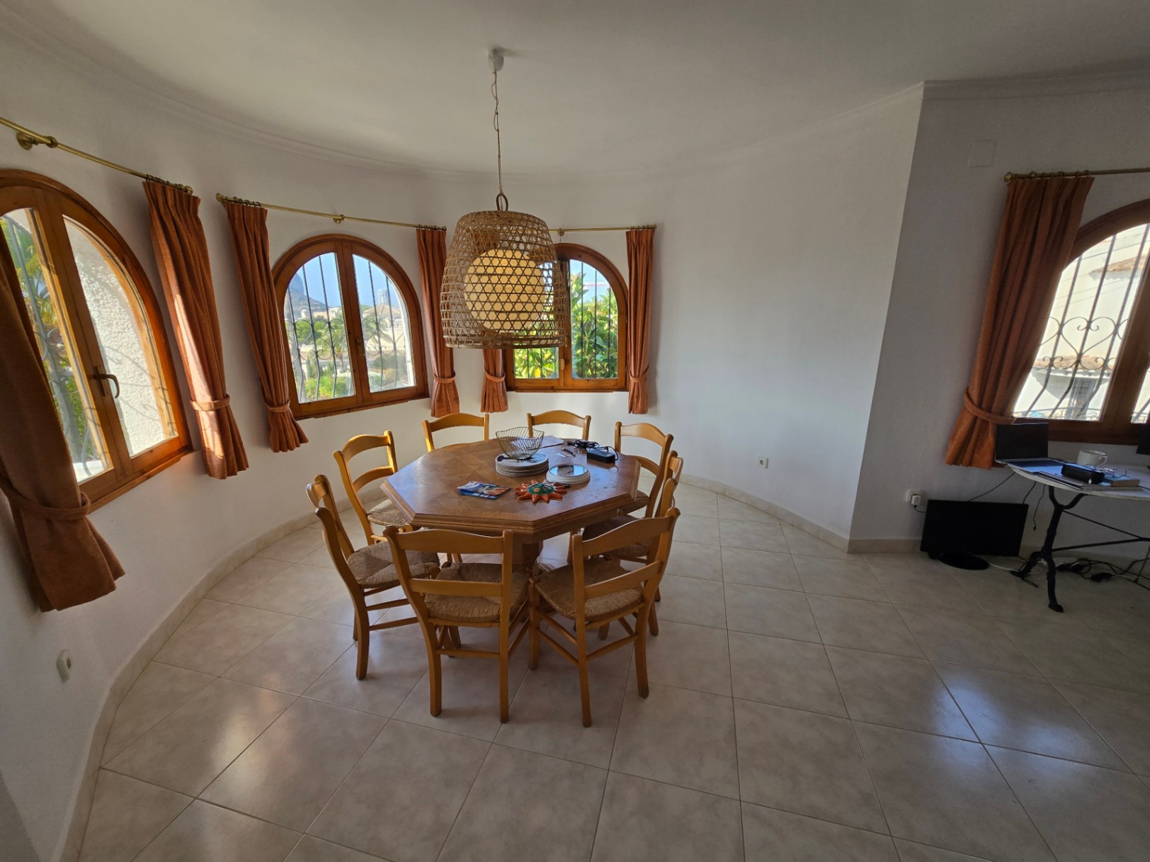 BEAUTIFUL CHALET WITH IMPRESSIVE VIEWS NEAR THE SEA IN CALPE