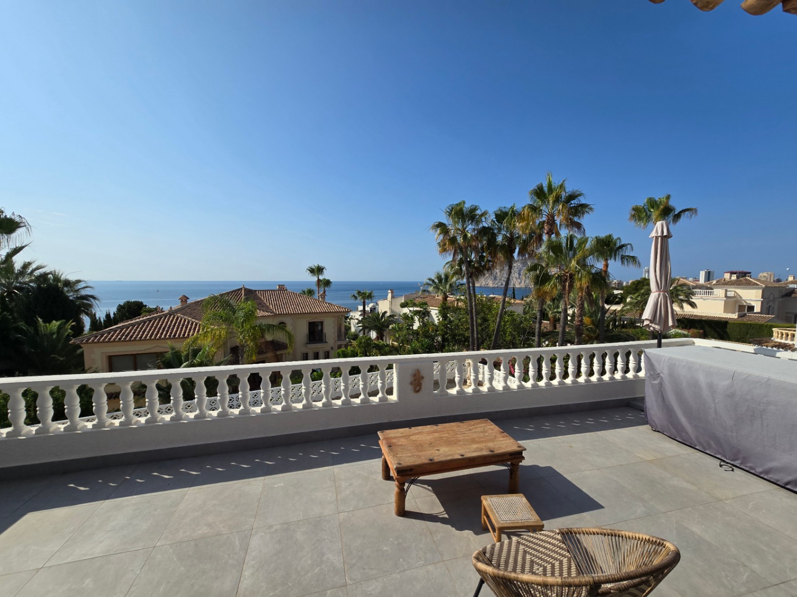 BEAUTIFUL CHALET WITH IMPRESSIVE VIEWS NEAR THE SEA IN CALPE
