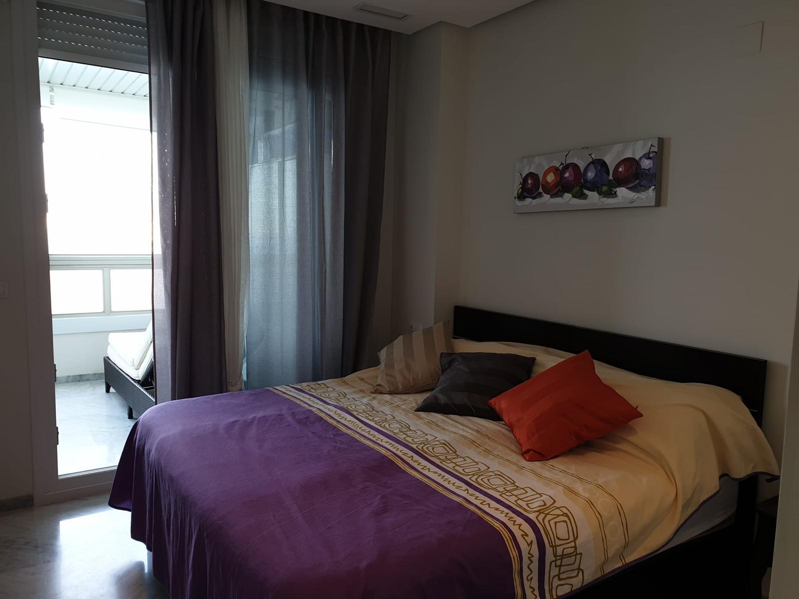 GORGEOUS APARTMENT ON THE FRONT LINE OF BENIDORM WITH SPECTACULAR VIEWS