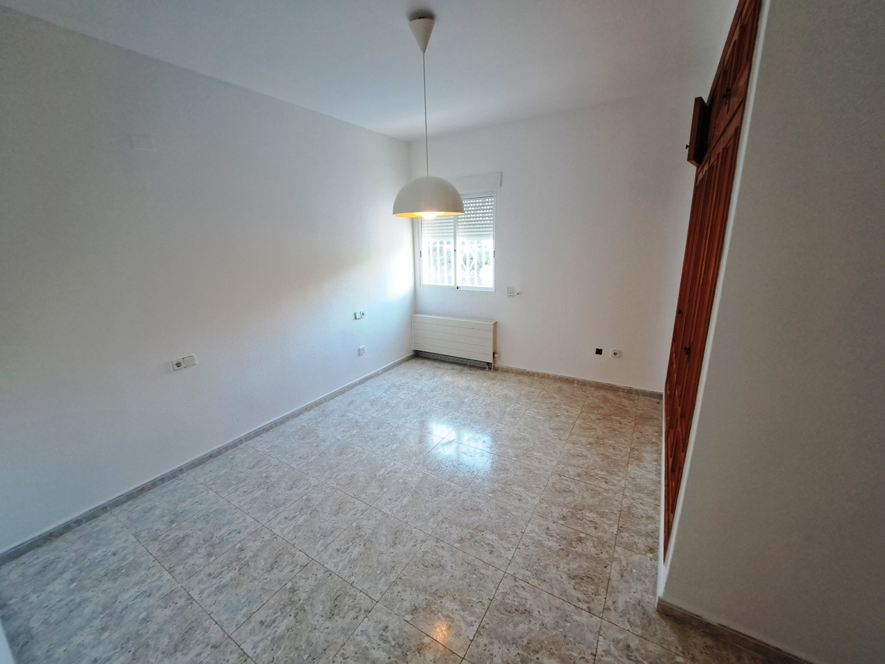 INDEPENDENT VILLA IN A VERY GOOD AREA OF ALBIR